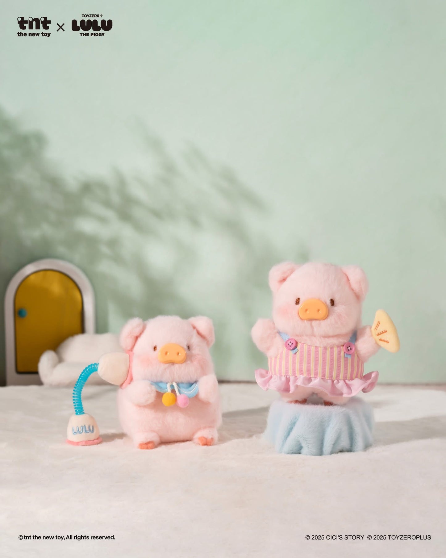 The TNTSPACE × LuLu the Piggy
Come Play Series Plush Pendant