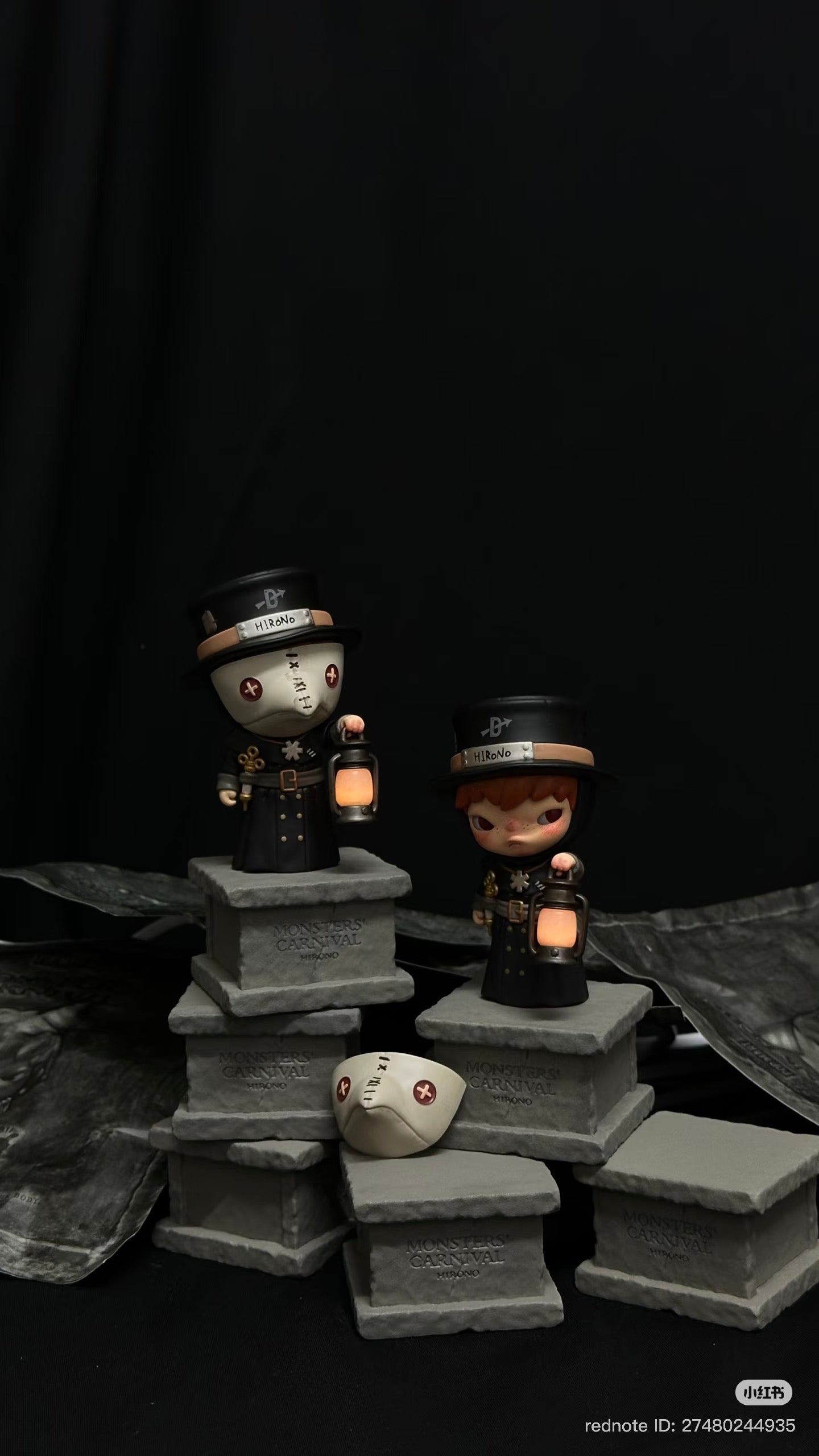 Hirono Monsters' Carnival Series Figures