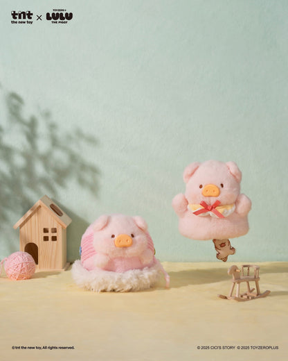 The TNTSPACE × LuLu the Piggy
Come Play Series Plush Pendant