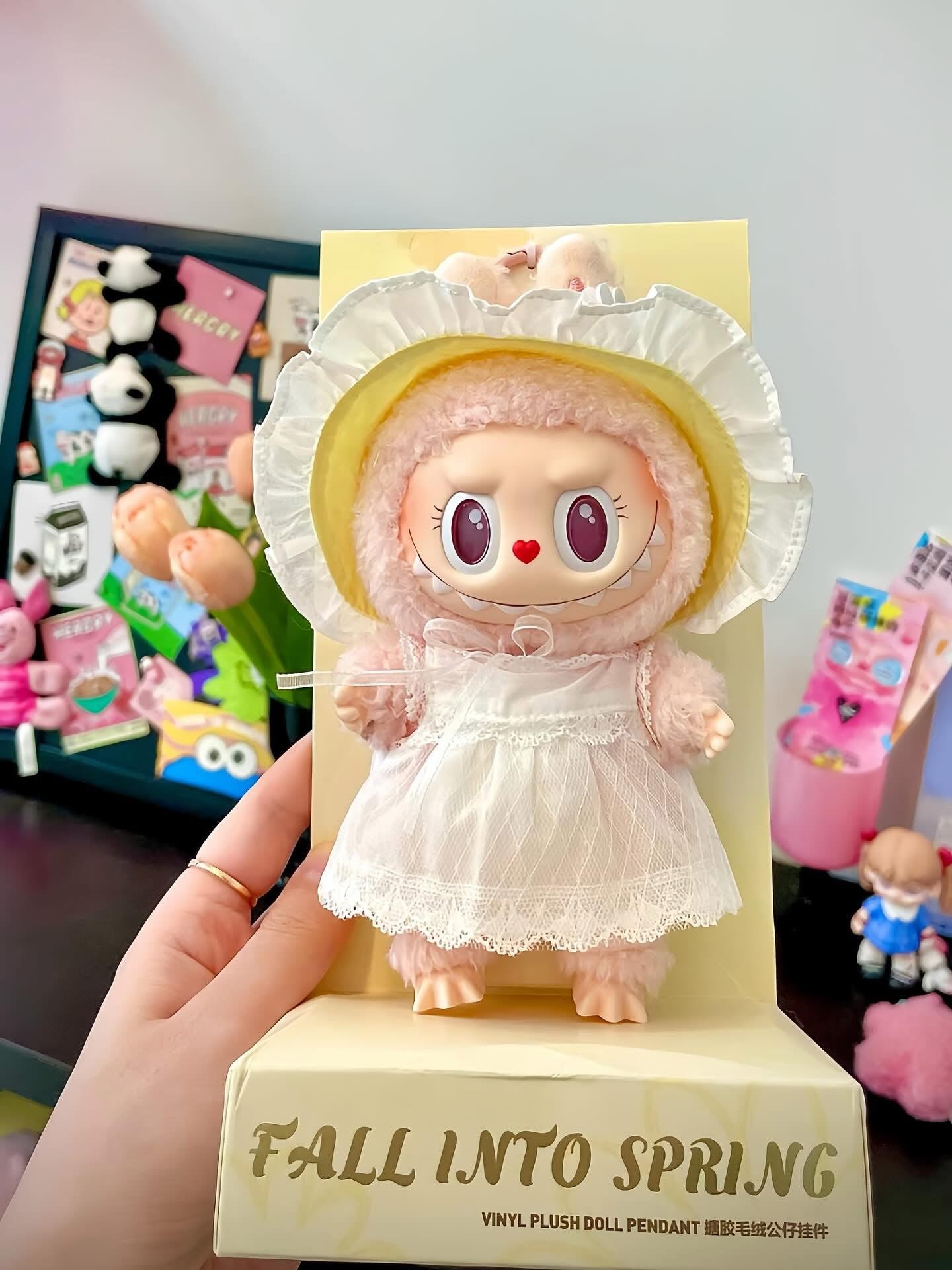 M0K0K0 Fall Into Spring Series Vinyl Plush Pendant