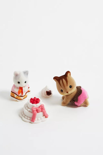 Sylvanian Families – Baking Baby Party Series Blind Bag | Collectible Figures Canada