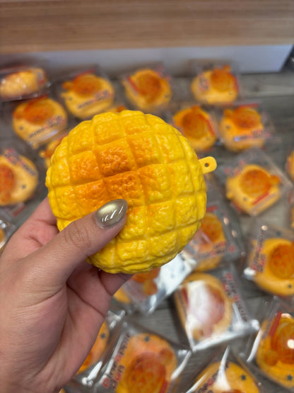 Crunchy Pineapple Bun