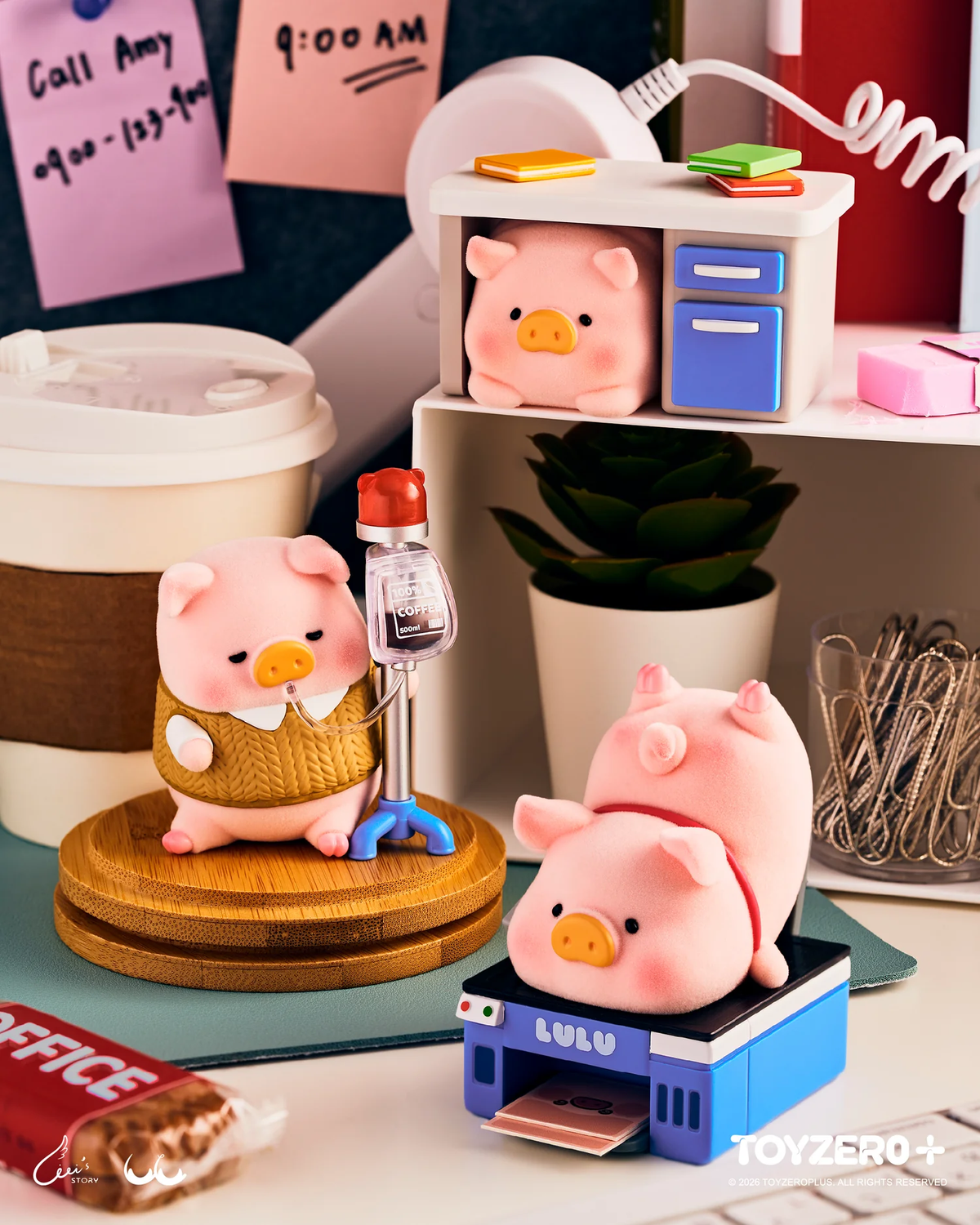 LULU The Piggy - Office Series